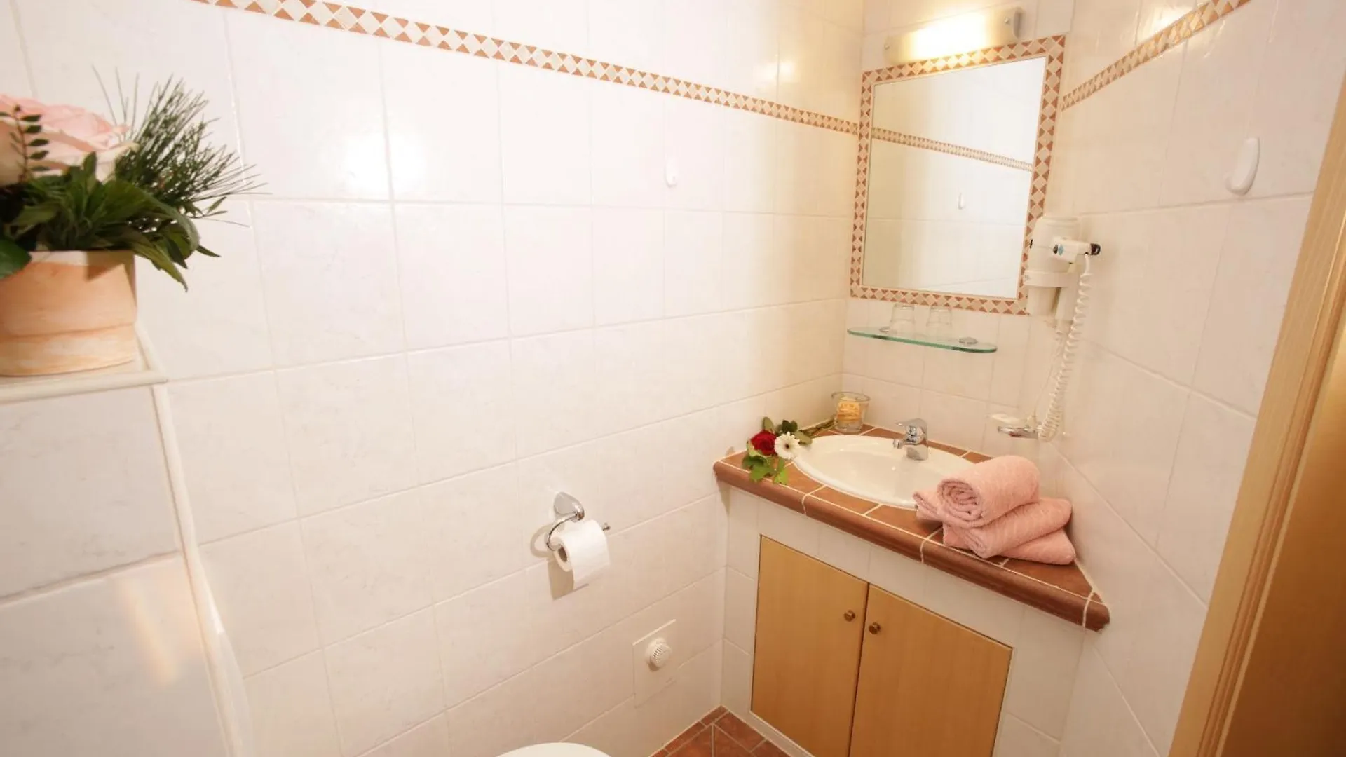 Hotel Gästehaus Pretzner Reit im Winkl 2*,
